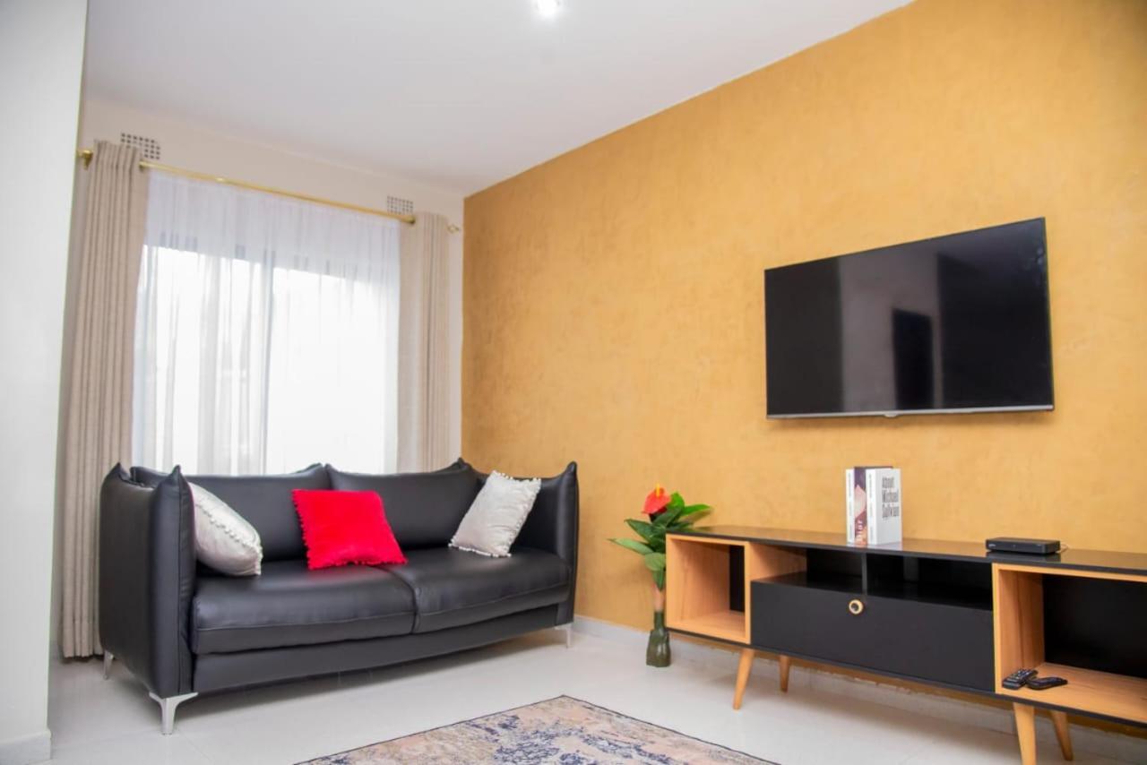 Royal Suites Apartments Лусака Екстериор снимка